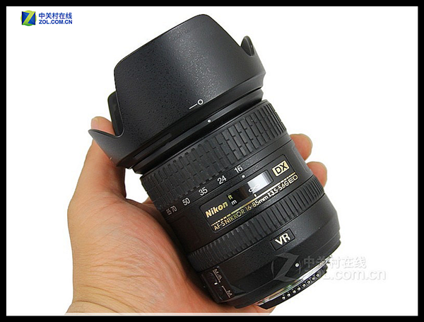 尼康 d7200套机(18-200 vr ii):7300,搭配18-140vr镜头:6500元,搭配16